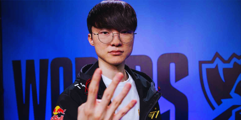 Lee-Faker-Sang-hyeok-professional-esports-player